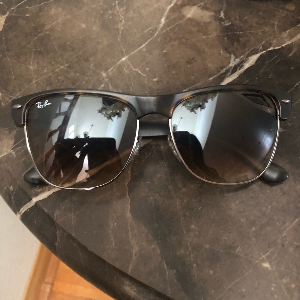 Ray Ban Brown Gradient Sunglasses